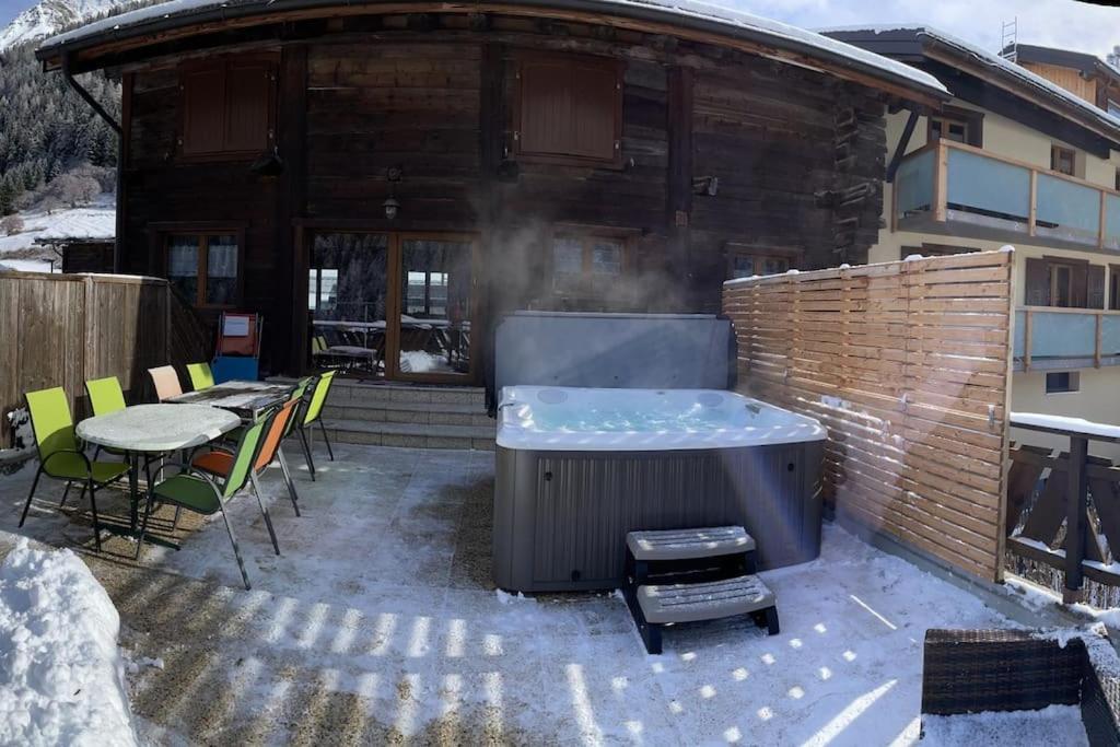 La Grange A Coco Avec Jacuzzi Villa Bourg Saint Pierre Bagian luar foto